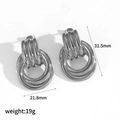 Dettagli orecchini a cerchio triplo strato argento con altezza 31,5mm e peso 19g in studio - Stile Argento (TE60078-S)