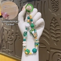 Dragonne de téléphone en perles vertes avec breloque thé au lait et fermoir métal - Vert Foncé - Chaîne de Téléphone Thé au Lait