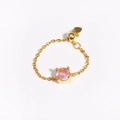 Dettaglio anello a catena d'oro regolabile con gemma rosa e ciondolo a cuore - Oro (Pietra Rosa) (Oro 2)