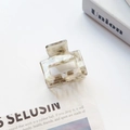 Minimalist acetate hair claw clip with cream marble texture for elegant hairstyles - Iridescent Gray