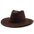 Détail d'un chapeau de cowboy marron en suédine avec coutures zigzag et œillets d'aération - M(56-58cm) / Café