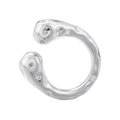 Detailansicht der silbernen Ohrmanschette mit Lava-Textur und verstellbarem Design - Gehämmert Offener Ring (VJ619) / Silber