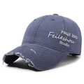 Casquette de baseball bleue délavée avec broderie latérale et détails de bord effiloché - Bleu marine