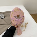 Bolso bandolera barroco rosa con bordado de ángel y cadena de perlas elegante - Rosa