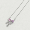 Detail der silbernen Schleife-Halskette mit rosa Herzsteinen und Sternanhänger - Herz Schleife