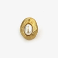 Vintage 18k gold plated stainless steel ring with oval pearl and hammered texture - Gold Oval Pearl / US 7