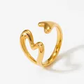 Minimalistischer vergoldeter Edelstahl-Herzring mit flüssigem Lava-Design und offenem Band - Fluides Herz (KBJ531) / Gold