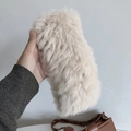 Beiges Kaninchenfell-Stirnband für Damen mit flauschiger Textur und warmem Retro-Stil - Creme Beige