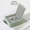 Écrin à bijoux carré vert clair pour bagues et colliers avec bordure dorée - Coffret / Vert Pâle