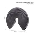 Grand ornement en céramique noire en forme d'éventail avec nervures et finition mate - Fond Pointu Éventail Noir / Grand