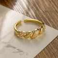 Bague élégante plaquée or 18 carats avec pavage de zircons et ouverture réglable - Ouvert Réglable / 13891-Or Entrelacé Torsadé