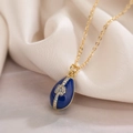 Collana placcata oro con pendente a uovo in smalto blu e intarsio di cristallo - Blu scuro