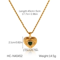 Vue détaillée du collier coeur avec zircon vert et dimensions précises du produit - Style Coeur Rétro Vert Émeraude (HC-N40452)