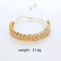 Boheemse gouden geometrische V-vormige armband met wit koord, gewicht 21,4g - V-Vorm Geometrische Stijl (1)