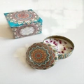 Mandala patterns on scented soy candle tin and matching gift box with dried flower petals - Lime & Citrus (Tin)