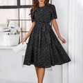 Robe mi-longue élégante à manches courtes avec motif à pois noir et blanc classique - XS / Noir