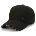 Klassische schwarze Winter-Baseballkappe aus Wolle mit Ohrenklappen und SPORT-Stickerei - Schwarzes Etikett Schwarz