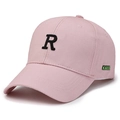 Berretto da baseball rosa in cotone con lettera R ricamata e etichetta KUOSS - Regolabile / Rosa