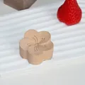 Diffuseur d'huiles essentielles en bois en forme de fleur de prunier naturel - Hêtre Fleur de Prunier Maison