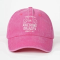 Detail der weißen Bestickung auf der rosa gewaschenen Baumwollkappe für Großväter - Einheitsgröße / Rosarot
