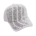 Detalle de gorra gris con hileras verticales de perlas blancas y brillantes de imitación - Talla única / Gris Plata