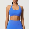 Détail du tissu côtelé sans couture bleu roi sur le haut de sport et le legging de yoga - Bleu Électrique