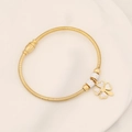 Detail of gold snake chain bracelet with white clover pendant and crystal beads - White Shell Four-leaf Clover (11#)