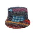 Bunter Fischerhut im Boho-Stil mit geometrischen Mustern und ethnischem Sonnenschutz - M (56-58cm) / Blaues Patchwork-Stil (A)