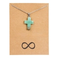 Collier croix en aventurine verte présenté sur une carte d'amitié vintage - Vert Clair/Aventurine Naturelle