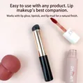 Schuine siliconen lippenborstel met lippenstift applicator en zwart handvat - Siliconen / Zwart Met Deksel