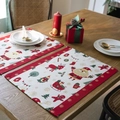Manteles individuales navideños con Papá Noel y renos sobre una mesa de madera festiva - 35*50cm / Santa Claus