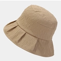 Schicker Fischerhut aus beigem Crash-Stoff mit breiter Krempe für Sonnenschutz, 45-Grad-Ansicht - M (56-58cm) / Khaki