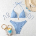 Bikini azzurro strutturato con ciondoli a forma di stella marina e accessori da spiaggia - S / Blu