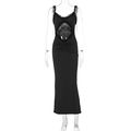 Detail eines sexy schwarzen Bodycon-Maxikleides mit V-Ausschnitt und Mesh-Ausschnitt - S / Schwarz