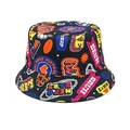 Detail van zwarte kinder vissershoed met kleurrijke pop-art graffiti en streetstyle prints - Hoofdomtrek 52-54cm / Zwart