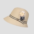 Detalle de sombrero de paja con protección UV UPF 50+, cinta negra y hebilla metal - M (56-58cm) / Beige