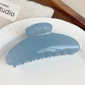 Elegant semi-round Morandi grey-blue hair claw clip with a glossy finish on white plate - 10.8cm / Blue