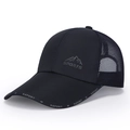 Schwarze atmungsaktive Mesh Trucker Cap mit Berglogo und verlängertem Schirm für Outdoor - Verstellbar / Marineblau