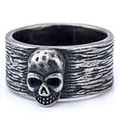Detail view of vintage gothic skull ring with rustic texture in silver stainless steel - US Size 8 / Antique Retro Style (04102 Retro)