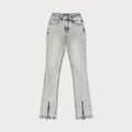 Dettaglio ravvicinato di jeans a zampa azzurri con cerniera metallica sullo spacco - XS / Blu Chiaro (Lavaggio a Neve)