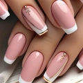 Unghie finte French rosa e bianche con dettagli in foglia d'oro e finiture metalliche - Stile con Colla (D-47)