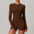 Ensemble de yoga moulant marron chocolat avec haut à manches longues et short taille haute - S / Haut Et Bas / Brun Chocolat