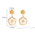 Dettaglio di orecchini a fiore con petali di conchiglia bianca e zirconi con misure - Orecchini Pendenti a Fiore a Doppio Strato(HC-E10613)