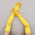 Dettaglio guanti lunghi in raso giallo brillante elasticizzati per costumi da festa vintage - Taglia unica / Arancione