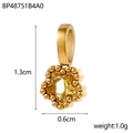 Detail view of 1.3cm gold star pendant with yellow stone including size measurements - BP48751B4A0 / Yellow