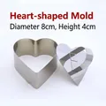 Molde de corazón de acero inoxidable con prensador para repostería 8x4cm - Corazón / Diámetro 8cm Altura 4cm