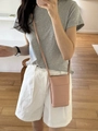 Bolso bandolera rosa para móvil de cuero PU texturizado con correa fina de hombro - Rosa