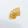 Minimalistische gouden spiraal oormanchet met hol metalen draadontwerp in lagen - Goud