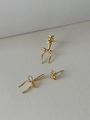Eleganti orecchini a fiocco dorati con design intrecciato su un piedistallo bianco - Perno in argento 925 / Oro