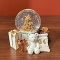 Palla di neve vintage con orso bianco e albero di Natale dorato su tavolo in legno - 11*9*9cm / Orso Regalo (Senza musica)